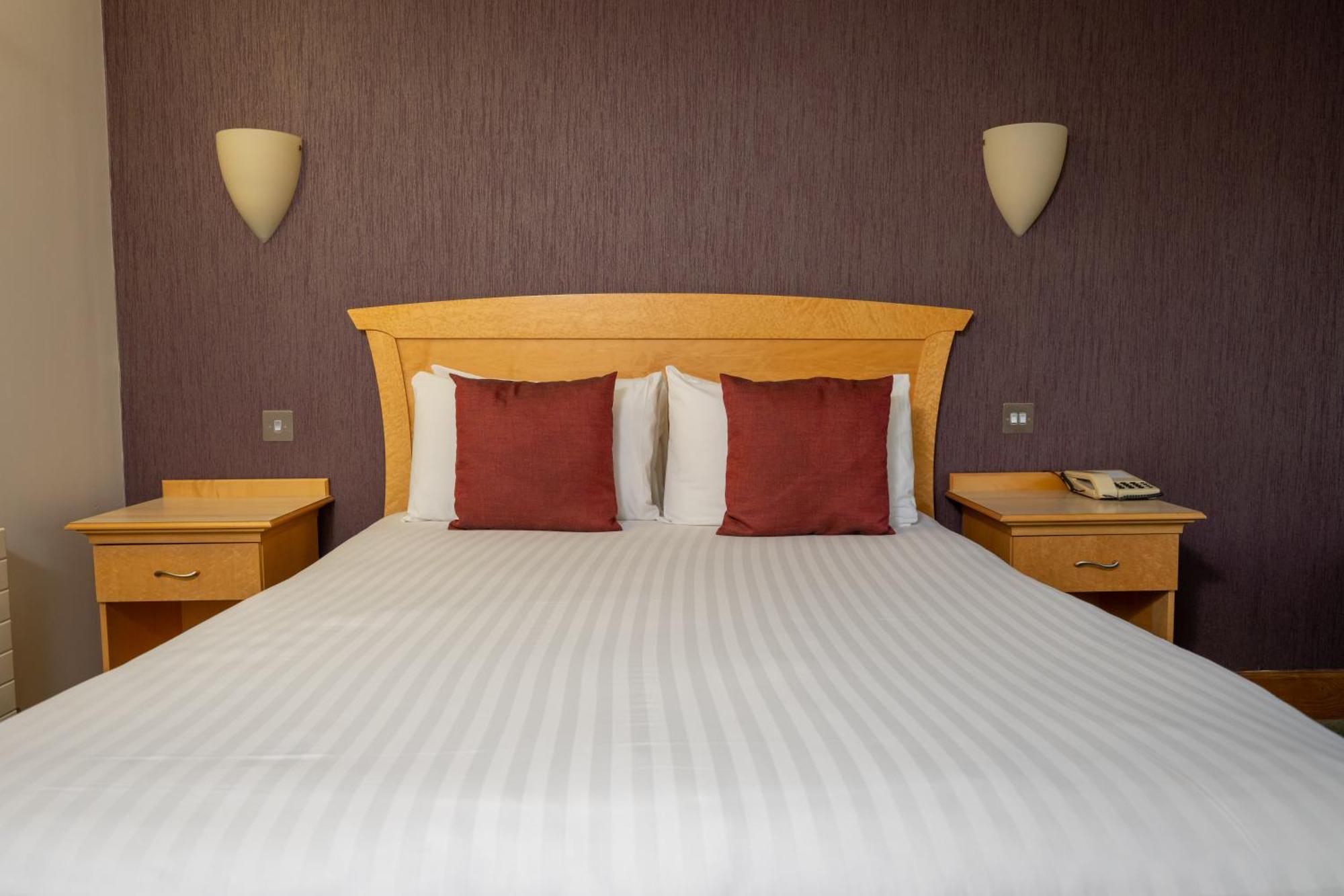 Hellidon Lakes Hotel Daventry Buitenkant foto