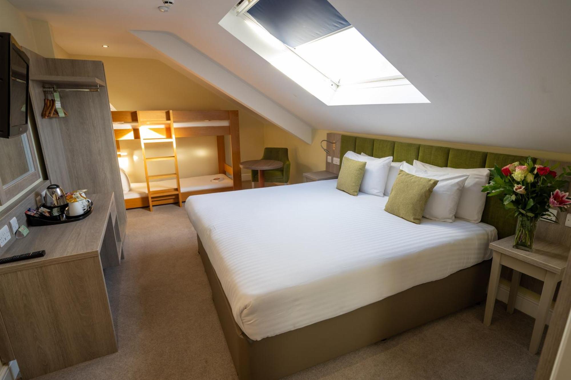 Hellidon Lakes Hotel Daventry Buitenkant foto