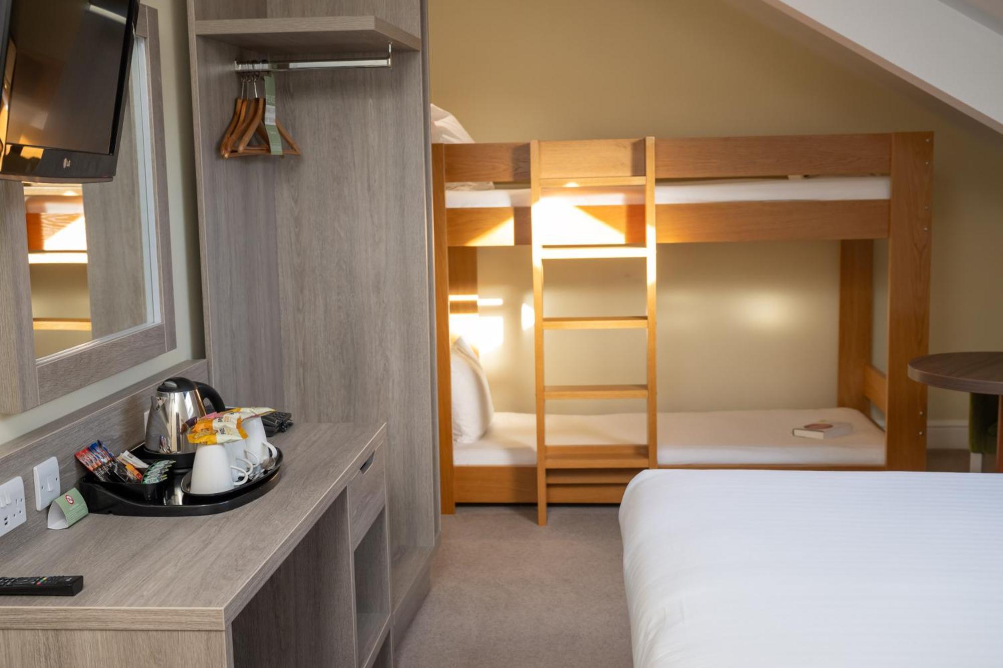 Hellidon Lakes Hotel Daventry Buitenkant foto